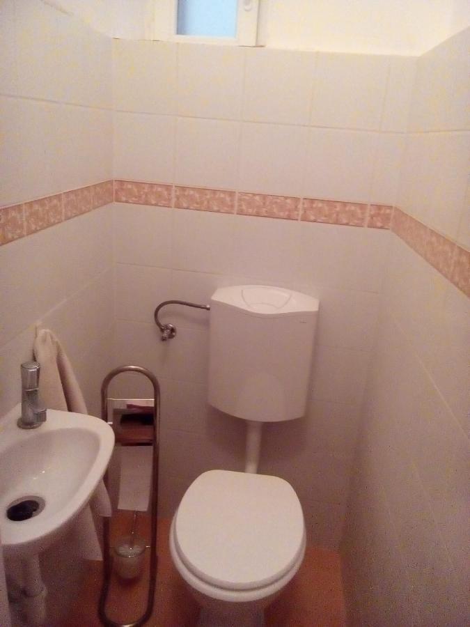 Lamis Hostel Будапеща Екстериор снимка