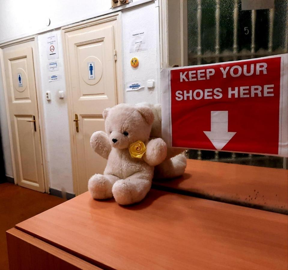 Lamis Hostel Будапеща Екстериор снимка