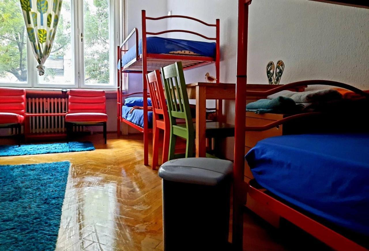 Lamis Hostel Будапеща Екстериор снимка